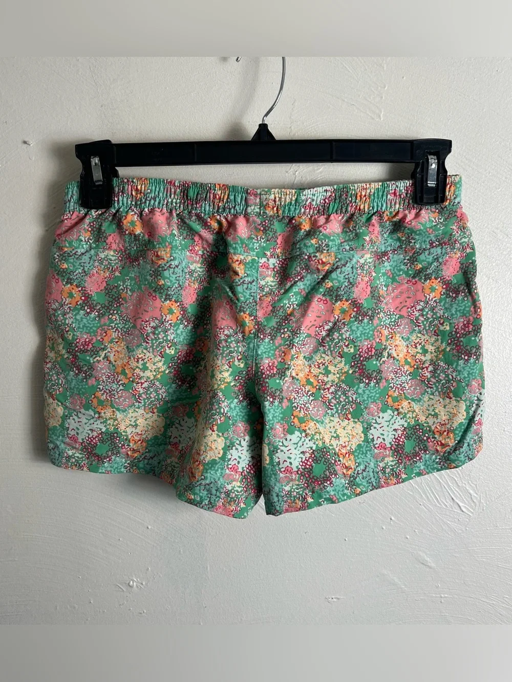 Patagonia Baggies Shorts Girls Size XXL